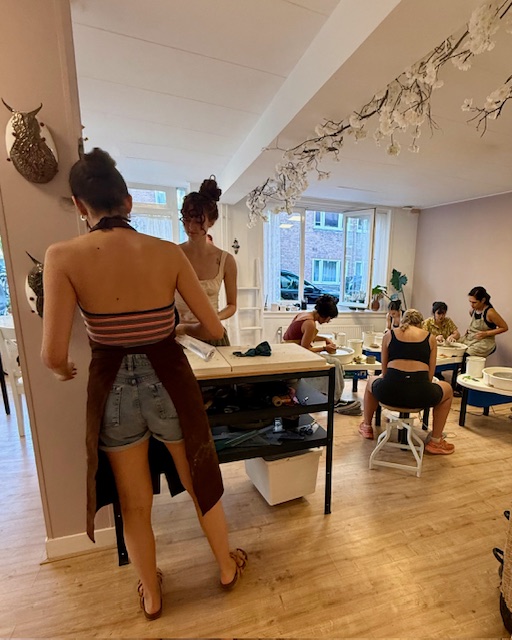 Vervolg basiscursus- voorbereiding op de Open Studio vanaf donderdag 11 juni 18.30 - Follow up- base course- preparation for the Open Studio from Thursday June 11 6.30