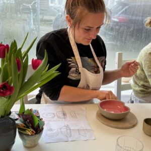 introductie workshop pottenbakken- met beschilderen - zaterdag 29 november 11.00-13.00 uur