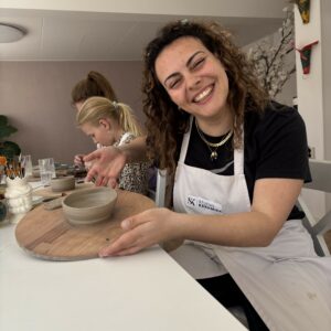 introductie workshop pottenbakken- met beschilderen - zaterdag 6 december 11.00-13.00 uur